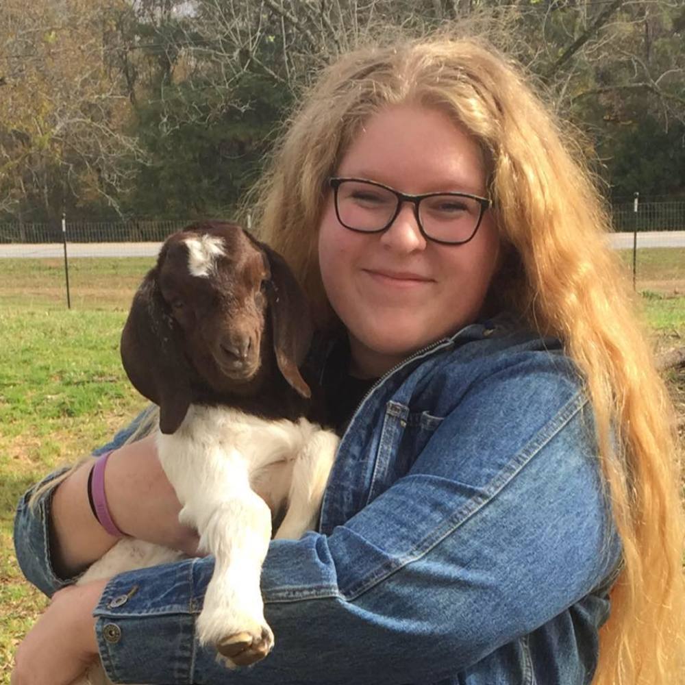 Meet your Posher, Abigail rose